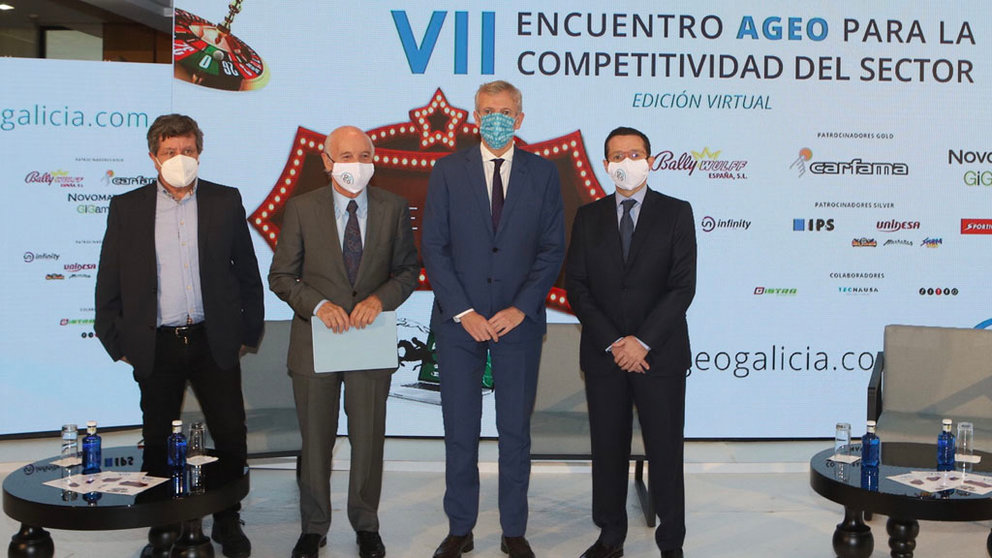 La inauguración de la Cumbre gallega del juego contó con la participación del vicepresidente primeiro de la Xunta, Alfonso Rueda (2º por la der.).