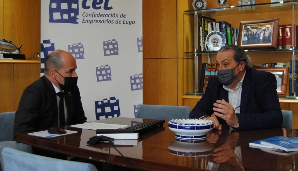 Eel secretario del CEL, Jaime López, y el CEO de Migan, Miguel Ángel Trabadelo, durante su encuetnro.