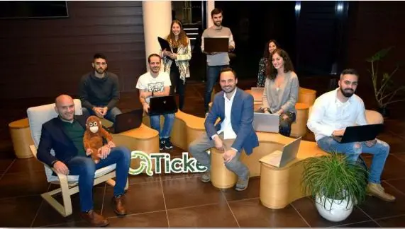 Equipo de Tickephant es una startup gallega con sede en Nigrán (Vigo), fundada por Emanuele
Ricciotti y Ángel Carrera con la vocación de transformar el comercio a través de la
digitalización.