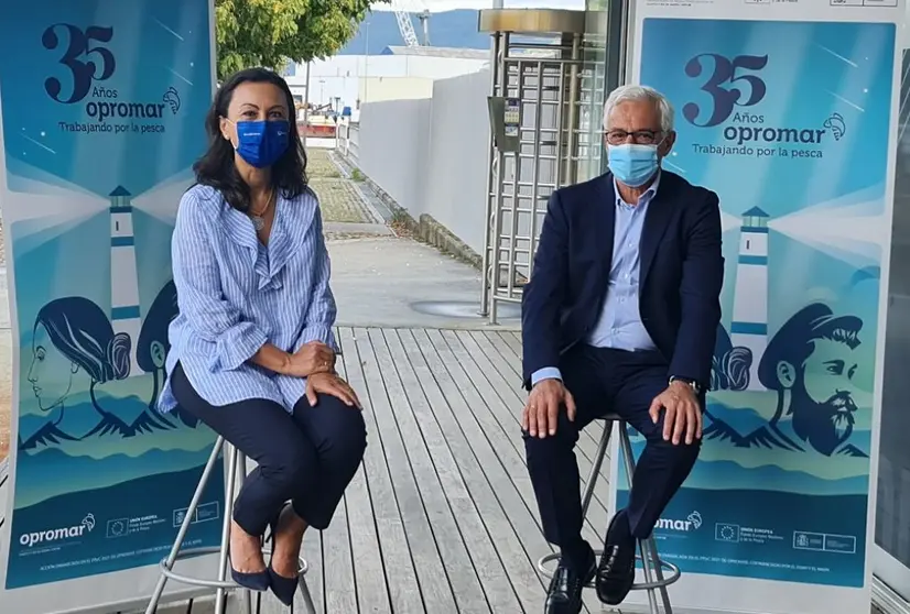 María Ramallo y Juan Carlos Martín Fragueiro, en la presentación de los actos de aniversario de Opromar en Marín.