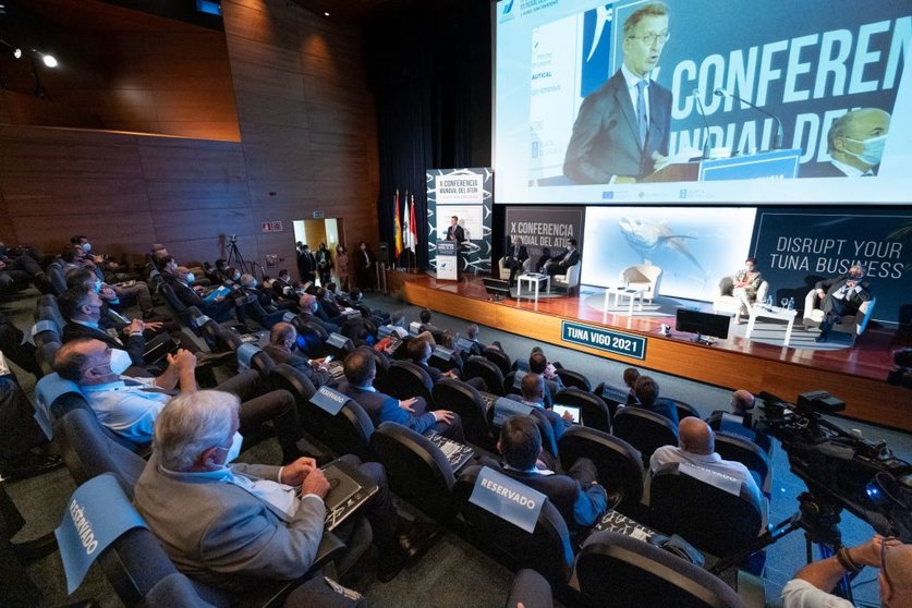 Intervención del presidente de la Xunta en la X Conferencia Mundial del Atún, en Vigo./D.CABEZÓN.