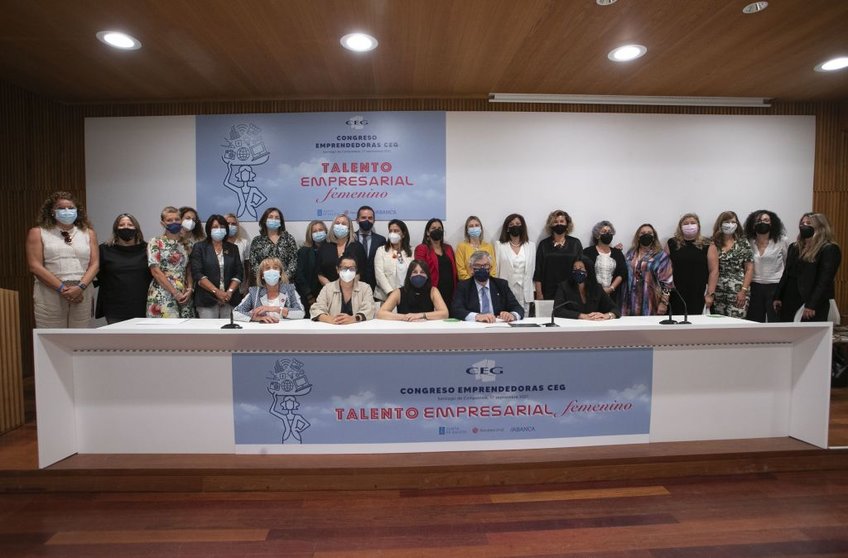 Asistentes a la la jornada Talento Empresarial Femenino que la Xunta y la Confederación de Empresarios de Galicia organizaron en Santiago.