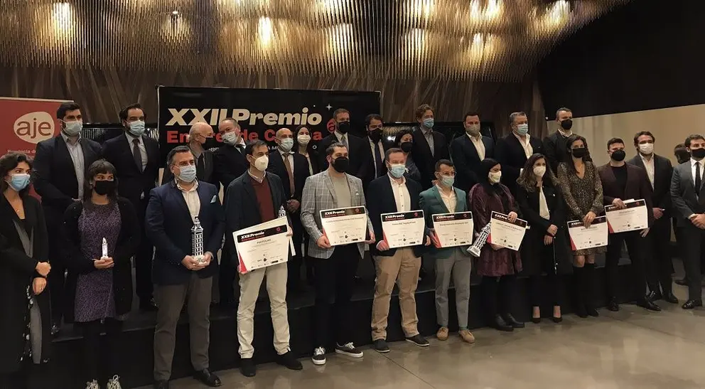 Foto de familia con los ganadores del XXII Premio Emprende Coruña.