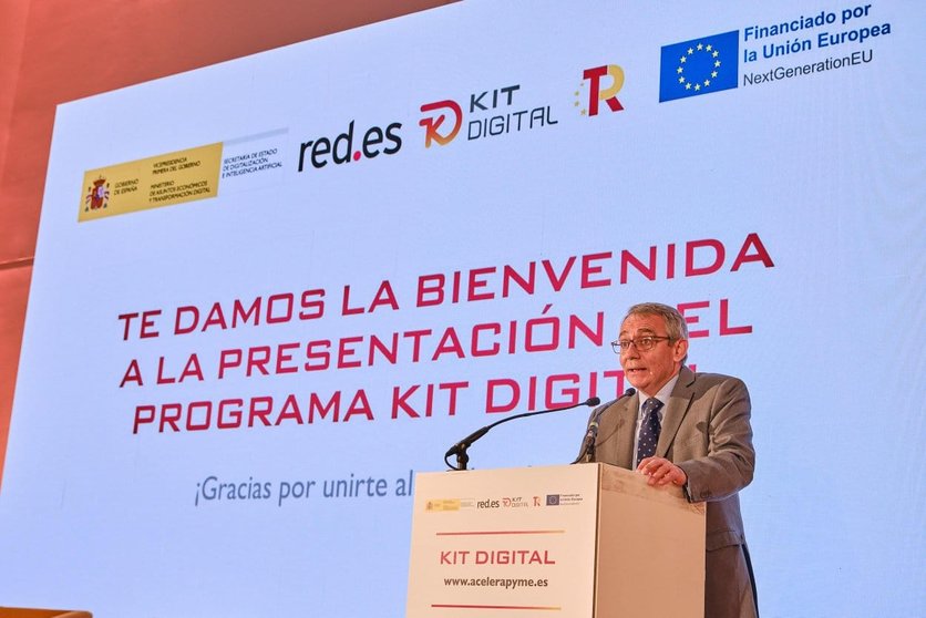 Alberto Martínez, director general de Red.es, en la jornada celebrada en Santiago.