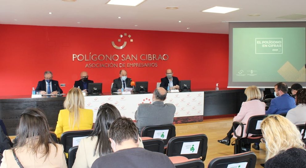 Presentación del informe "Polígono en cifras" en la sede de la Asociación de Empresarios.