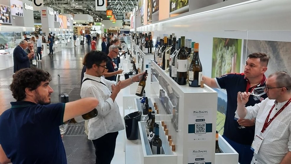 Túnel del vino en ProWein con 99 marcas de vinos de la D.O. Rías Baixas.