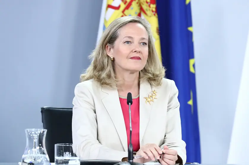 Nadia Calviño en la rueda de prensa tras el último Consejo de Ministros./Pool Moncloa. Fernando Calvo