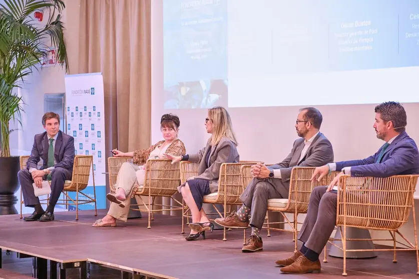 Mesa redonda sobre “La gestión del riesgo en las empresas medioambientales” organizada por Fundación Inade.