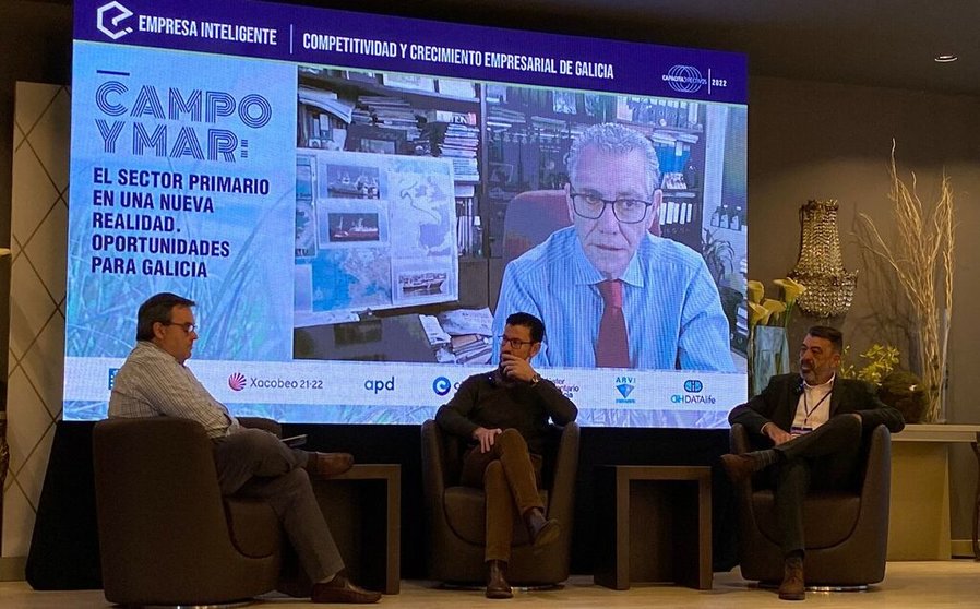 Pablo Campos, José Manuel Núñez, Severiano y Javier Touza (en conexión online).