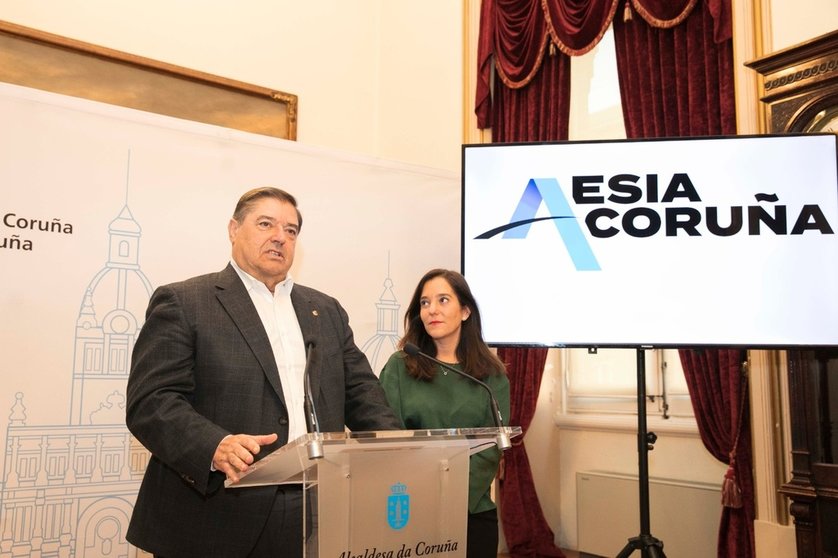 El rector de la UDC y la alcaldesa de A Coruña se congratularon por la elección de la ciudad como sede de la AESIA.