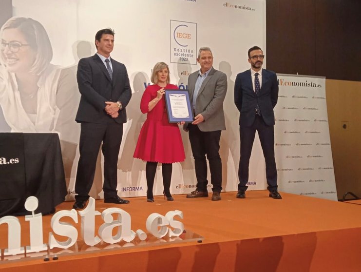 Las empresas Valdeconsa y Regalsa recibieron en Madrid el Certificado de Gestión Excelente CIEGE.
