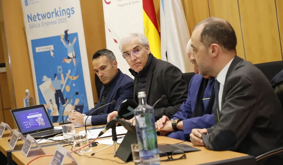 El vicepresidente primero de la Xunta, Francisco Conde, en el Networking Empresa de Vilagarcía.