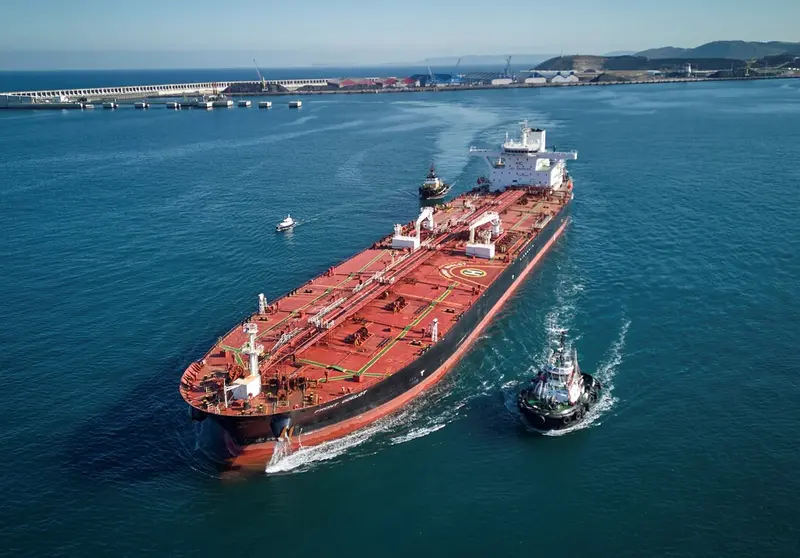 El Puerto de A Coruña aprueba nuevas condiciones de los servicios portuarios de practicaje, remolque y amarre.