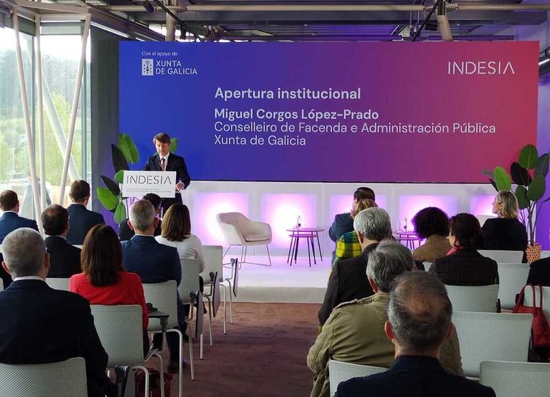 El conselleiro de Facenda e Administración Pública, Miguel Corgos, en la inauguración de la jornada sobre la IA en el sector industrial, en Santiago.