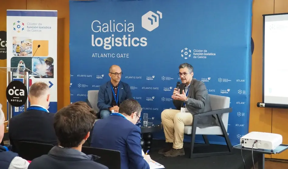El subdirector de Desarrollo de Negocio de Igape, Eladio Otero, y el gerente del Clúster da Función Loxística, Iago Domínguez.
