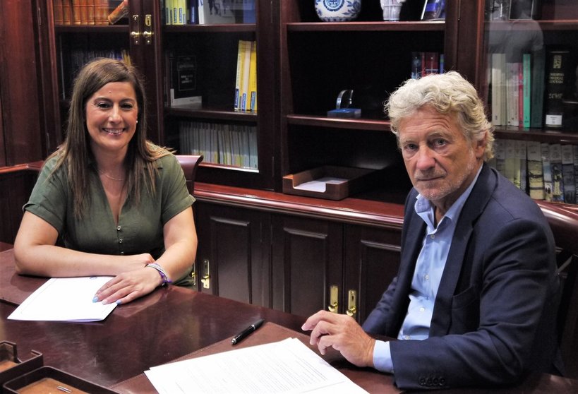 Firma del acuerdo de colaboración entre Naturgy y el Círculo de Empresarios de Galicia.