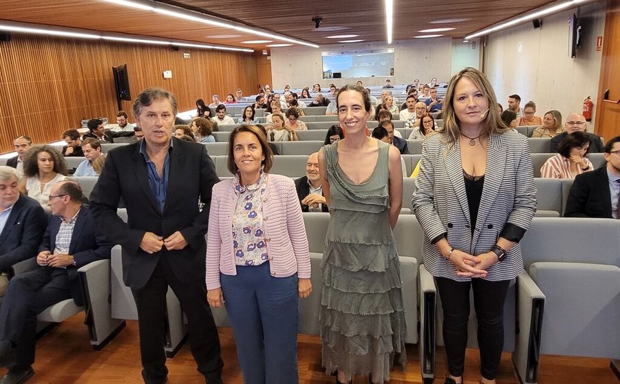 La directora de la Axencia Galega de Innovación, Patricia Argerey, presentó el proceso participativo de identificación de las Misiones RIS3.