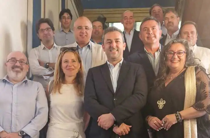 Actual junta de gobierno del Consejo de Colegios de Ingeniería Informática, con Fernando Suárez en el centro.