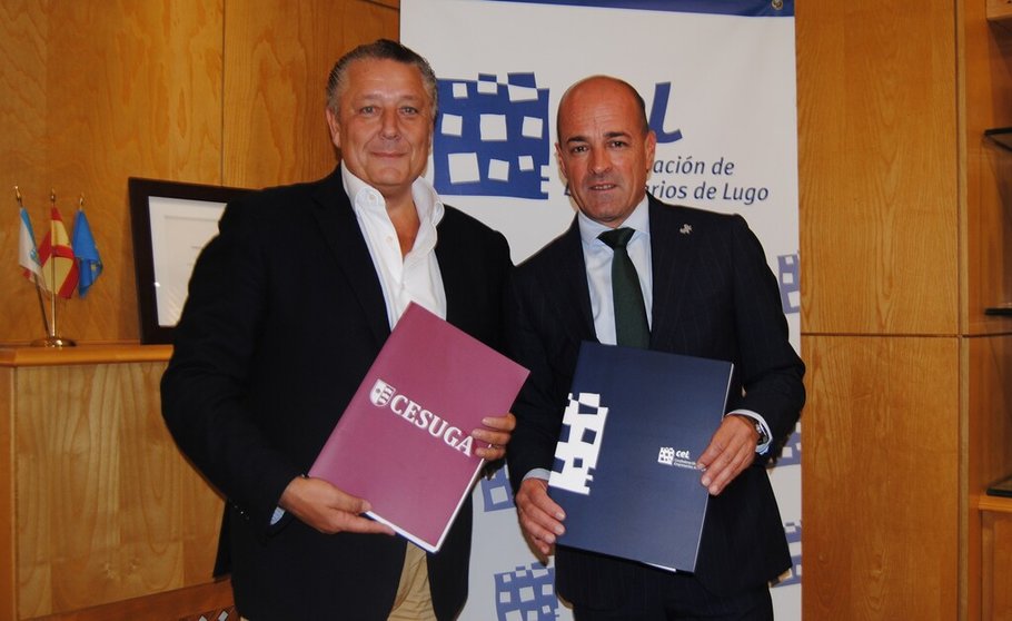 Venancio Salcines y Jaime López suscribieron el convenio entre la Fundación Venancio Salcines y la Confederación de Empresarios de Lugo.