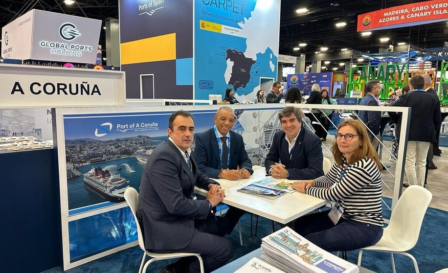 Delegación del Puerto de A Coruña en Seatrade Global de Miami.