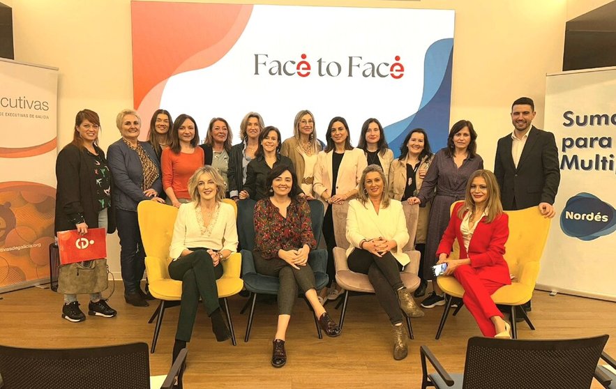 Asistentes al primer encuentro Face to Face de Executivas, celebrado en Nordés Club Empresarial de A Coruña.